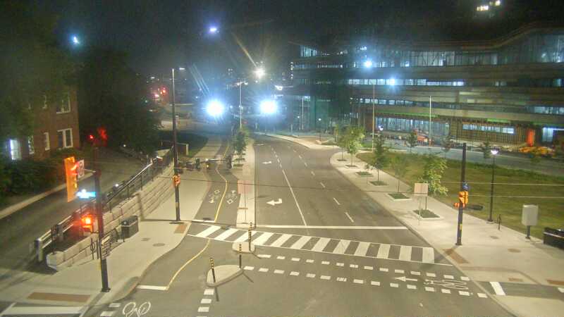 Traffic camera image at 2025-07-06 02:21:15