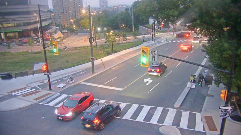 Traffic camera image at 2025-07-31 00:51:21
