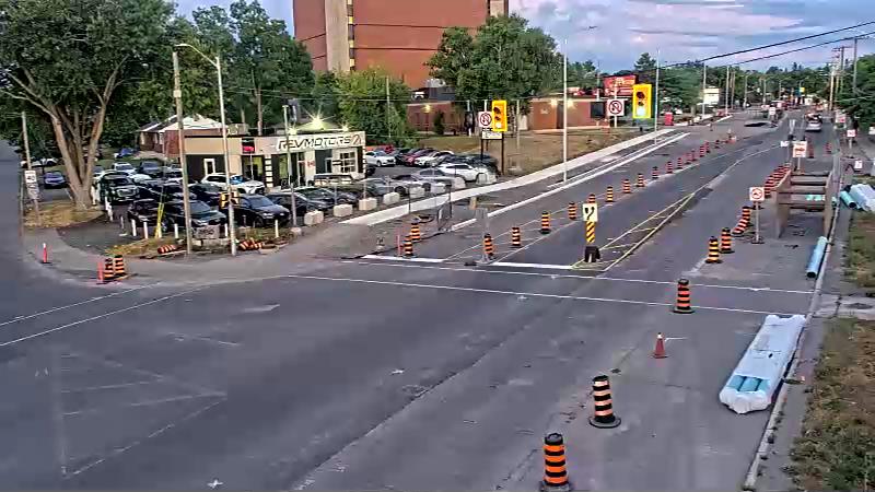 Traffic camera image at 2025-08-25 00:01:20