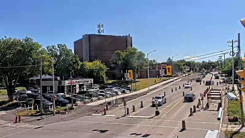 Traffic camera image at 2025-08-31 16:01:33