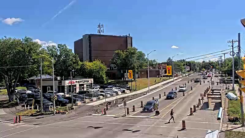 Traffic camera image at 2025-08-31 16:56:27