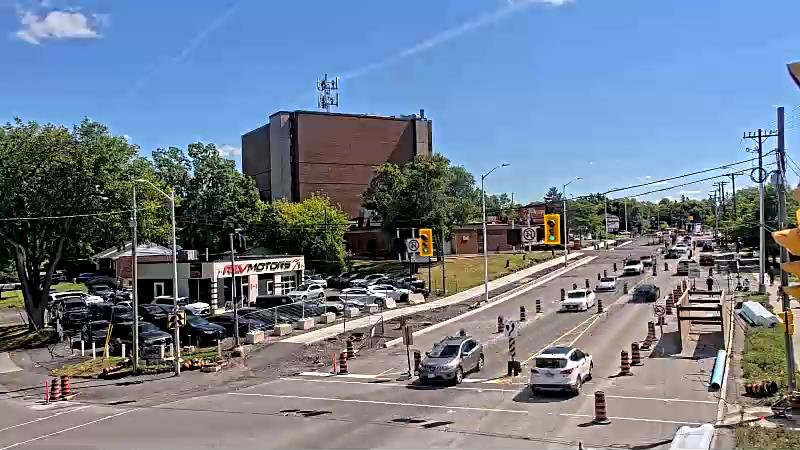 Traffic camera image at 2025-08-31 17:11:30