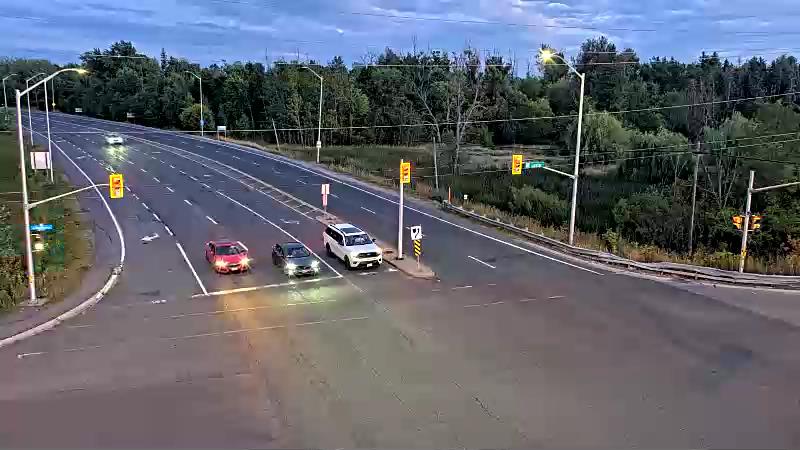 Traffic camera image at 2025-08-25 00:11:22