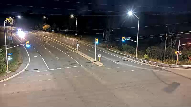 Traffic camera image at 2025-09-18 00:11:18