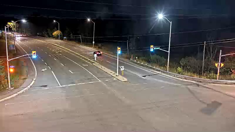 Traffic camera image at 2025-09-18 00:16:19