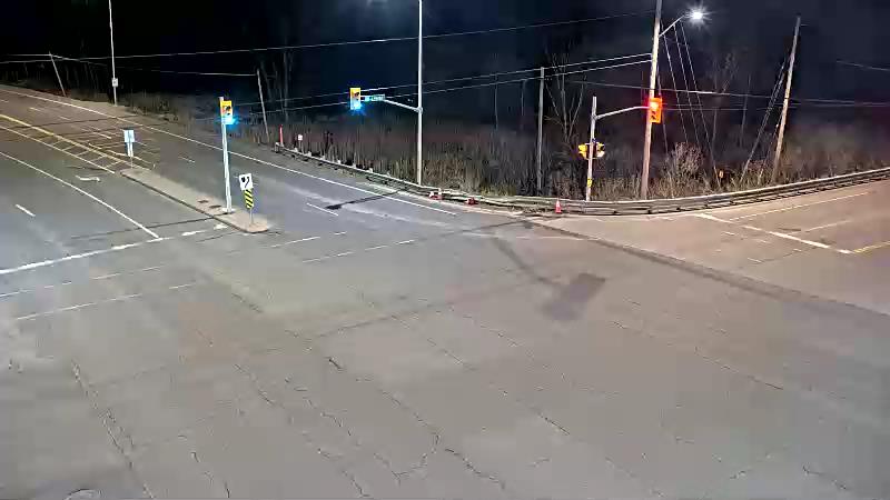 Traffic camera image at 2025-05-09 08:20:59