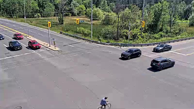 Traffic camera image at 2025-06-30 19:06:28