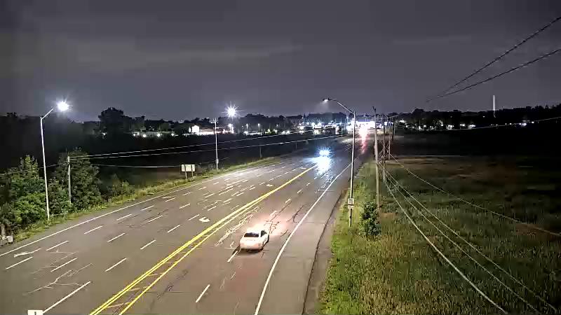Traffic camera image at 2025-07-07 03:32:08