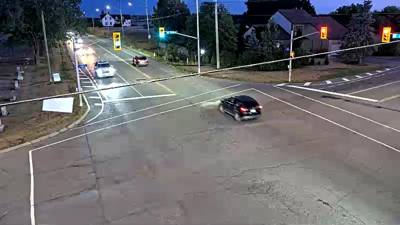 Traffic camera image at 2025-08-25 00:21:16