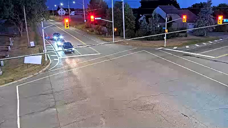 Traffic camera image at 2025-08-25 00:26:18