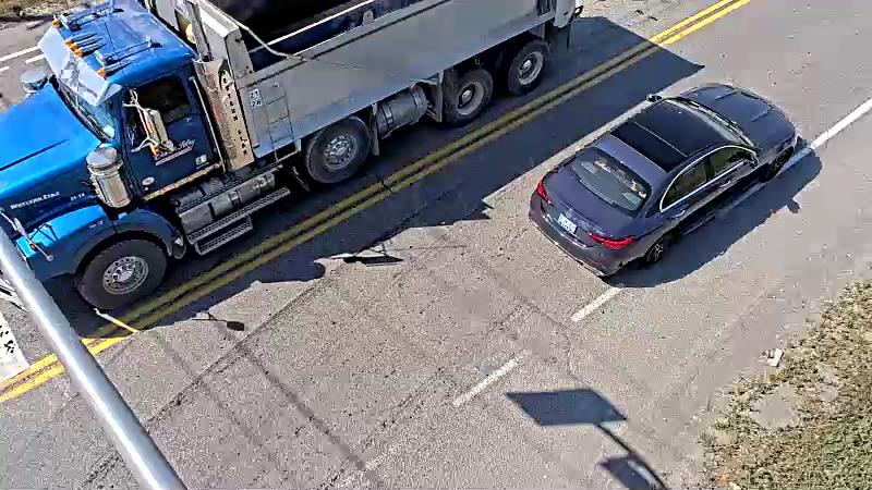 Traffic camera image at 2025-09-16 17:26:35