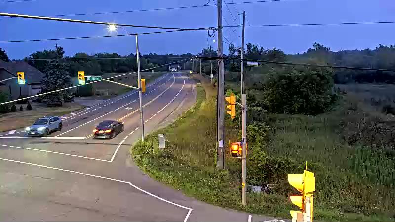 Traffic camera image at 2025-07-31 00:56:24