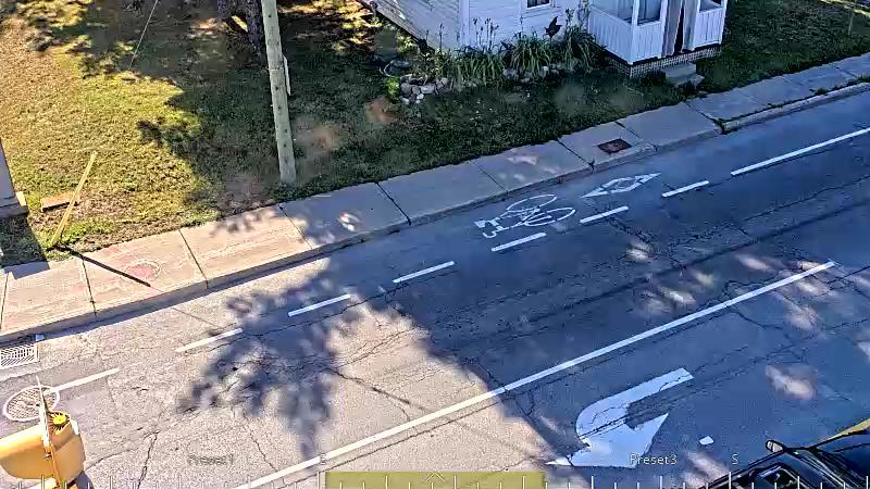 Traffic camera image at 2025-08-31 14:01:26