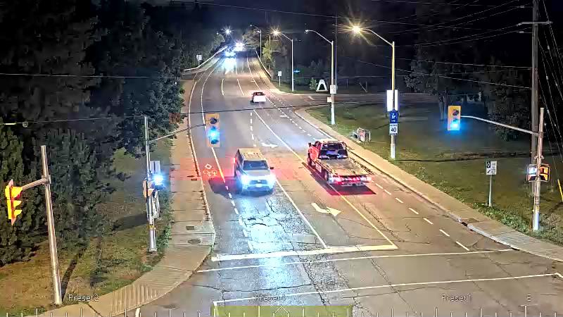 Traffic camera image at 2025-09-07 00:21:20
