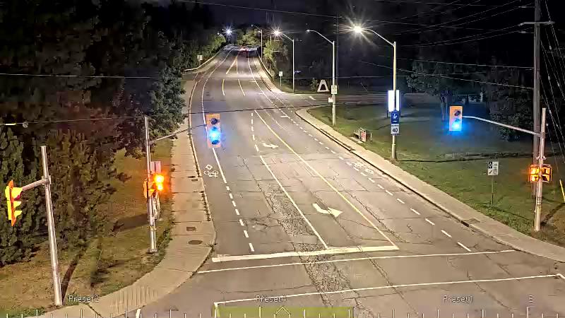 Traffic camera image at 2025-09-07 01:00:52