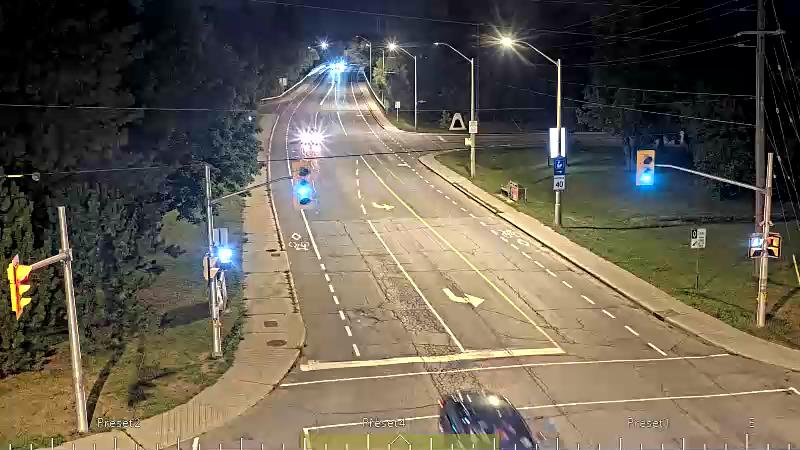 Traffic camera image at 2025-09-07 01:46:23