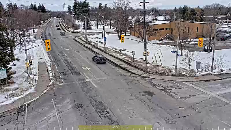 Traffic camera image at 2025-03-09 13:37:38