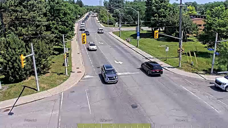 Traffic camera image at 2025-06-30 16:21:17