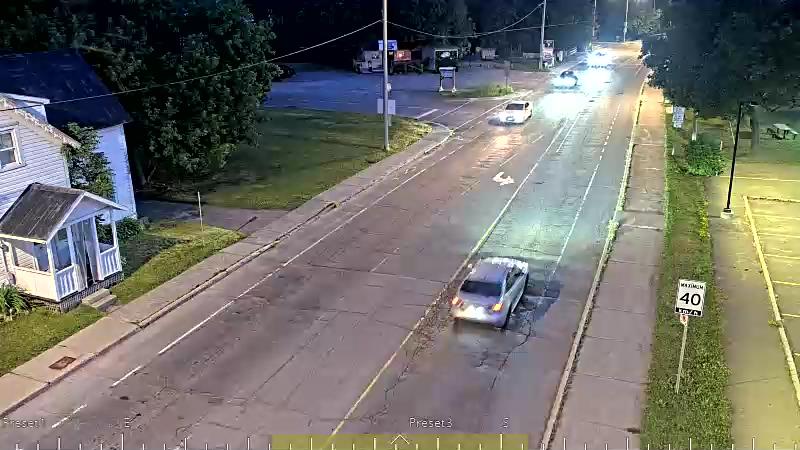 Traffic camera image at 2025-07-06 01:31:27