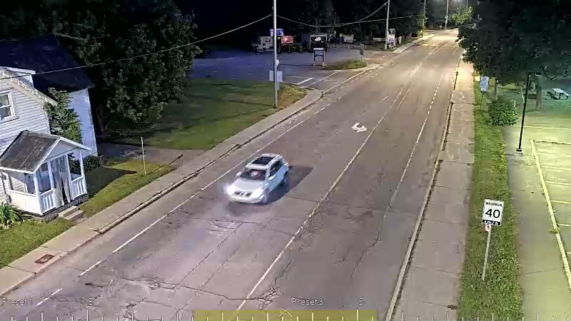 Traffic camera image at 2025-07-06 01:38:03