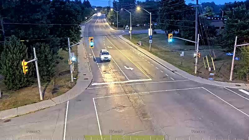 Traffic camera image at 2025-07-31 00:56:24
