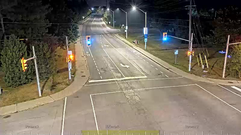 Traffic camera image at 2025-07-31 02:16:22