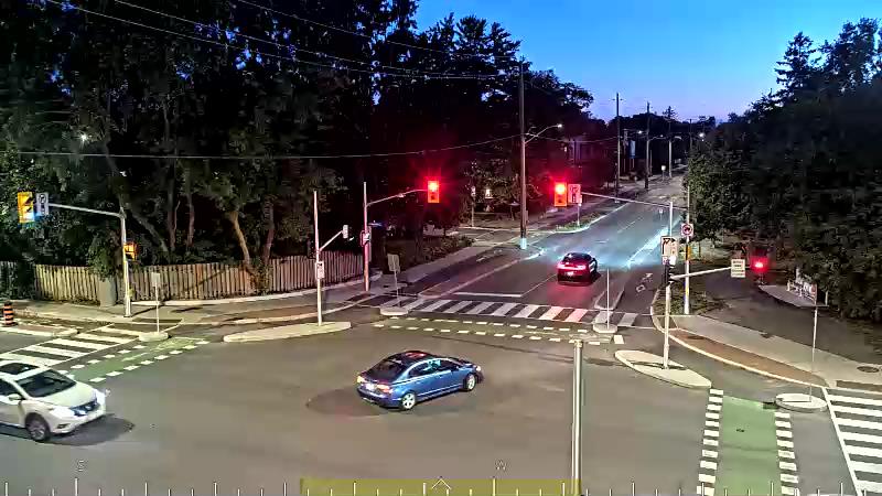 Traffic camera image at 2025-08-25 00:31:28