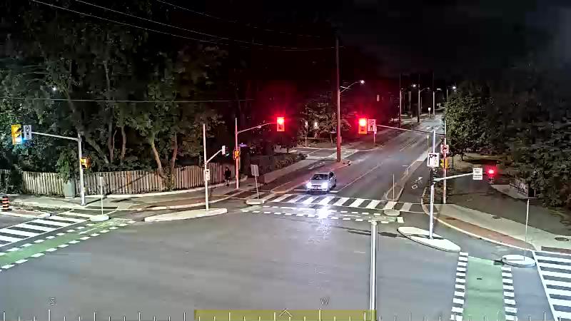 Traffic camera image at 2025-08-25 03:21:17