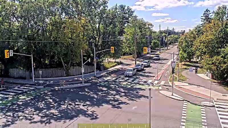 Traffic camera image at 2025-09-14 17:36:29