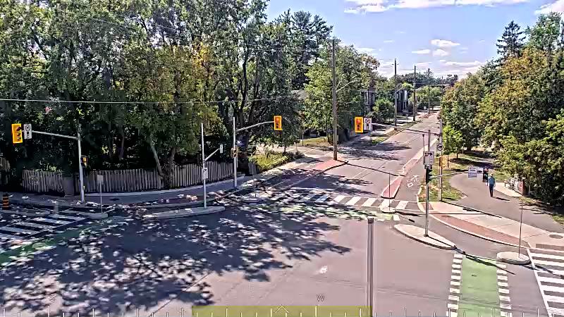 Traffic camera image at 2025-09-14 17:56:38