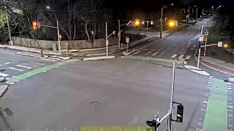 Traffic camera image at 2025-05-09 05:46:01