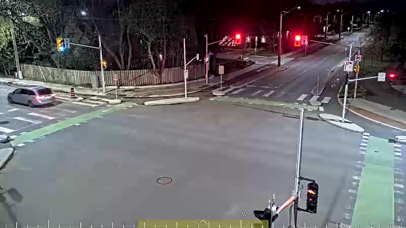 Traffic camera image at 2025-05-09 06:06:01