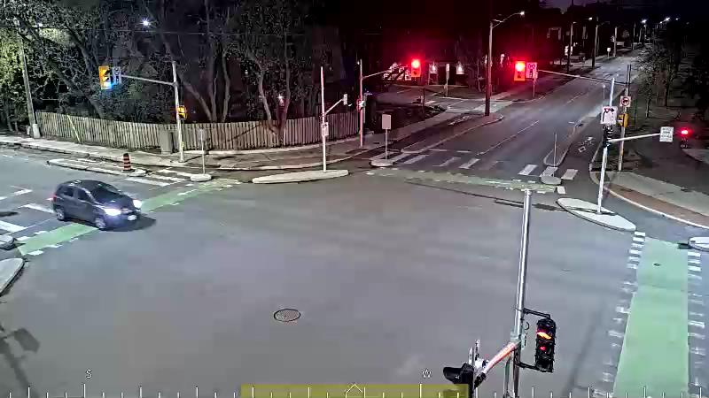 Traffic camera image at 2025-05-09 06:21:10