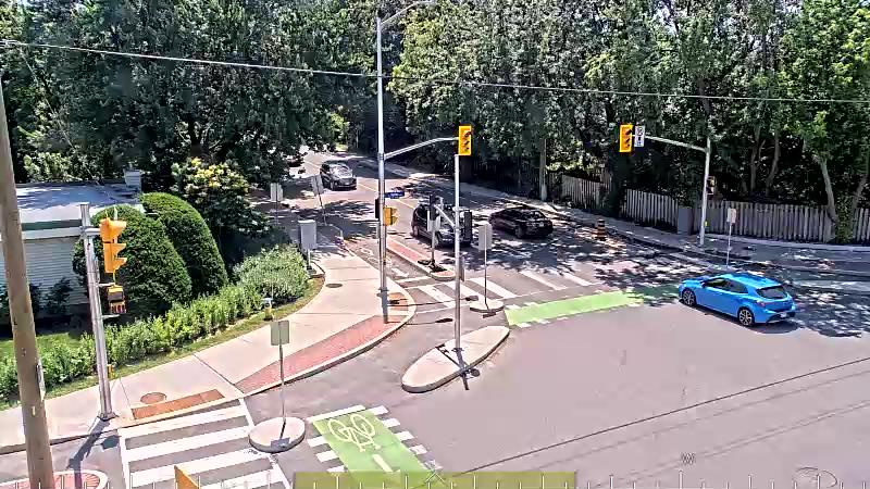 Traffic camera image at 2025-06-30 17:01:37