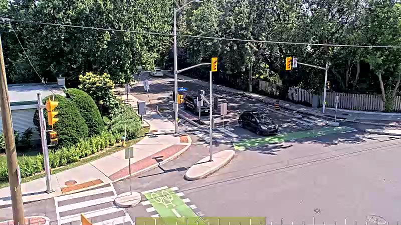 Traffic camera image at 2025-06-30 19:37:58