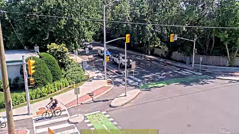 Traffic camera image at 2025-06-30 19:56:40