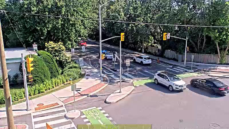 Traffic camera image at 2025-06-30 20:41:24