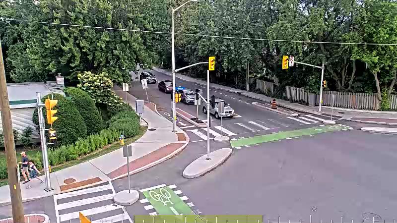 Traffic camera image at 2025-06-30 23:38:00