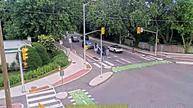 Traffic camera image at 2025-07-01 00:16:47