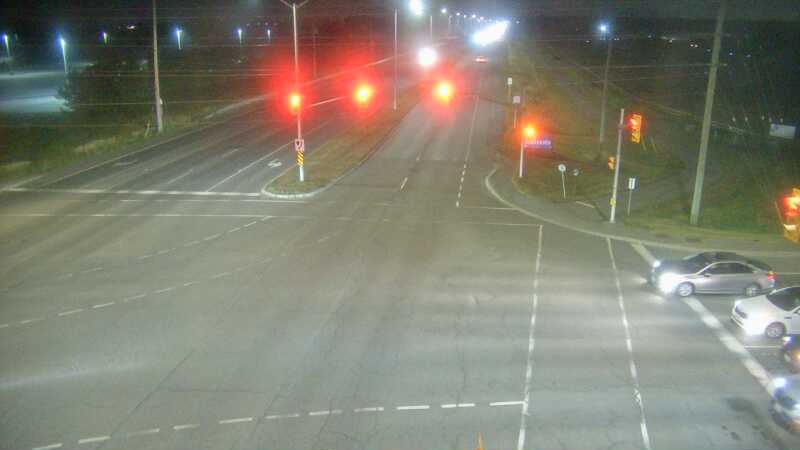Traffic camera image at 2025-08-04 01:35:13