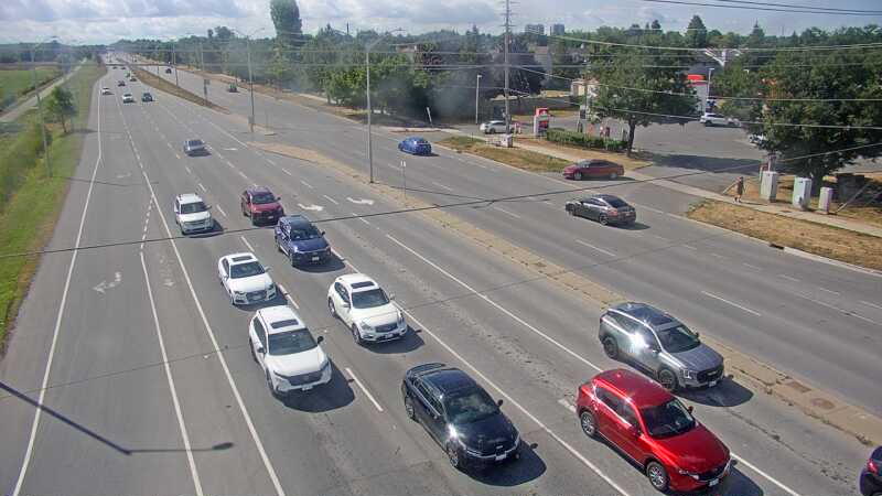 Traffic camera image at 2025-08-24 14:40:15