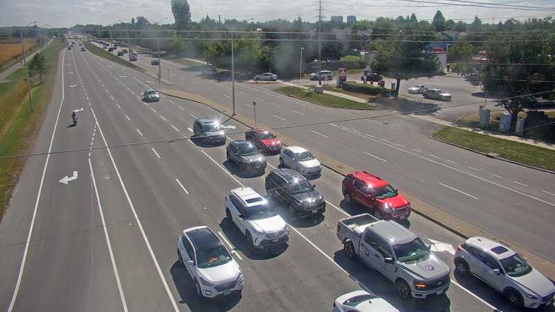 Traffic camera image at 2025-09-14 17:45:14