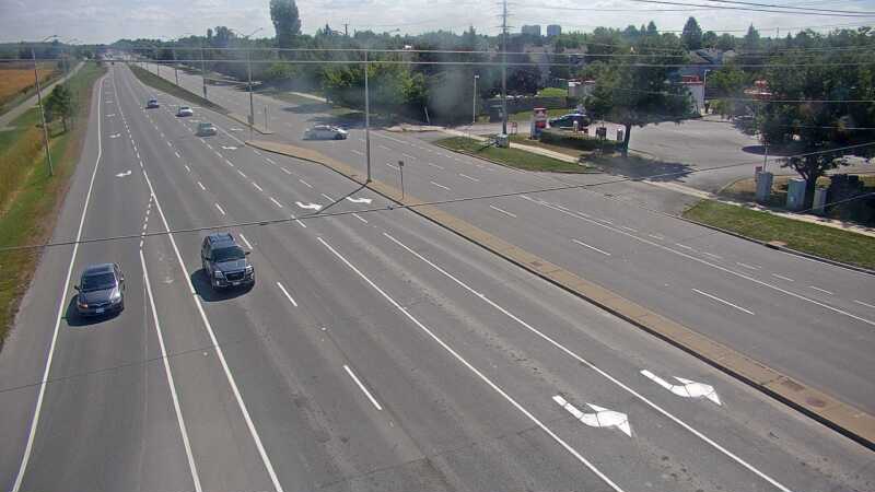 Traffic camera image at 2025-09-14 17:50:25
