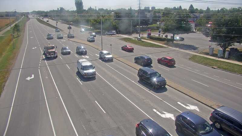 Traffic camera image at 2025-09-16 17:05:12