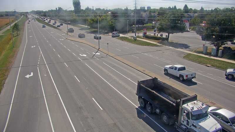 Traffic camera image at 2025-09-16 17:20:13