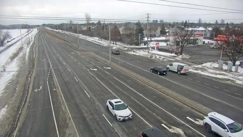 Traffic camera image at 2025-03-09 13:55:23