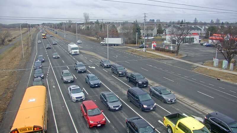 Traffic camera image at 2025-03-25 13:10:10