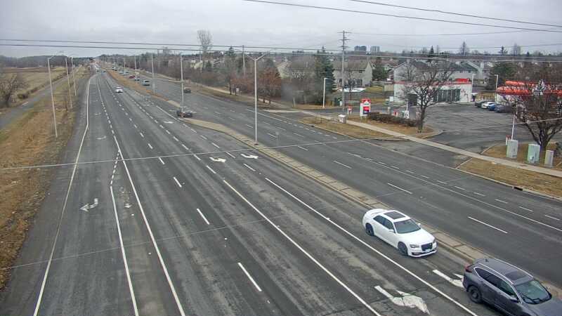 Traffic camera image at 2025-03-25 13:30:10