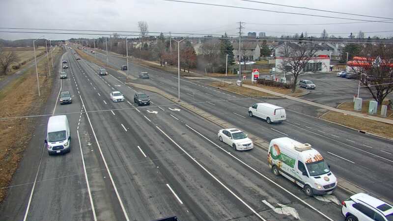 Traffic camera image at 2025-03-25 13:45:14