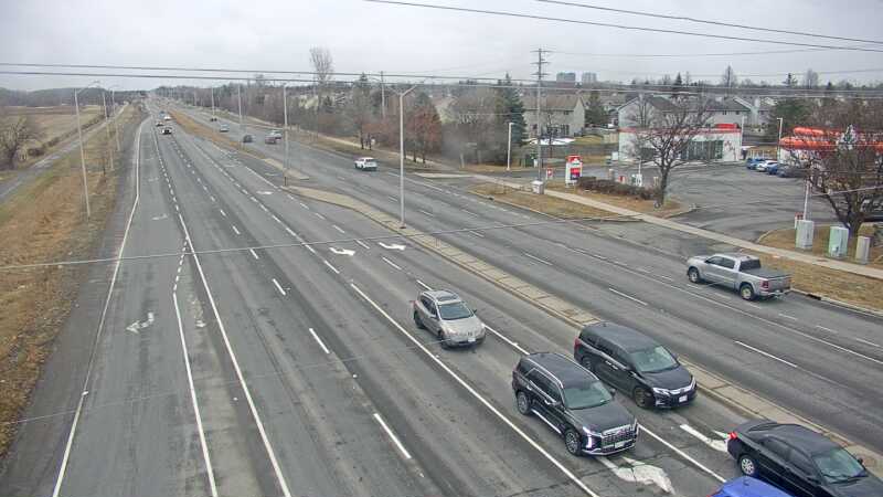 Traffic camera image at 2025-03-25 14:00:11